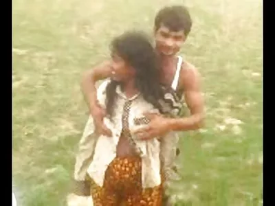 ফটোগ্রাফার সন্তানের সন্তুষ্ট তার কচি গুদ বাঙালি সেক্সি ভিডিও খনন