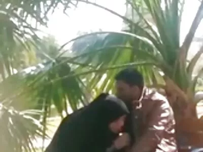 চর্মসার মেয়ে নতুন বাংলা সেক্সি ভিডিও ক্যামেরায় সৎ ভাইয়ের ফিল্মিং অ্যাক্টের সাথে সেক্স করেছে