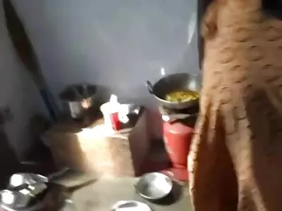 ম্যাসেজ তার সহকর্মীকে একটি ব্লজব বাঙালি সেক্সি ভিডিও এবং হ্যাপি এন্ডিং দিচ্ছে